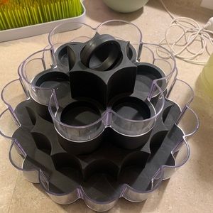 Pampered chef spice holder